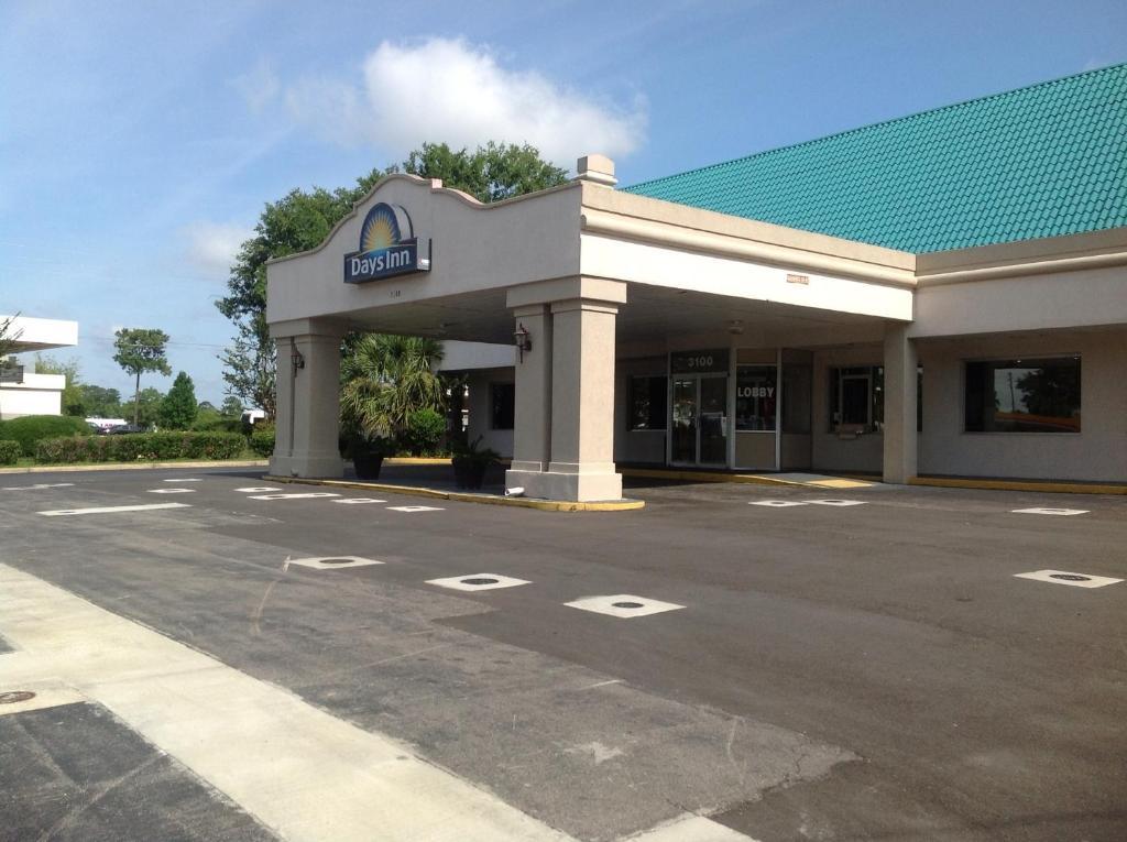 Days Inn Panama City 23Rd Street מראה חיצוני תמונה